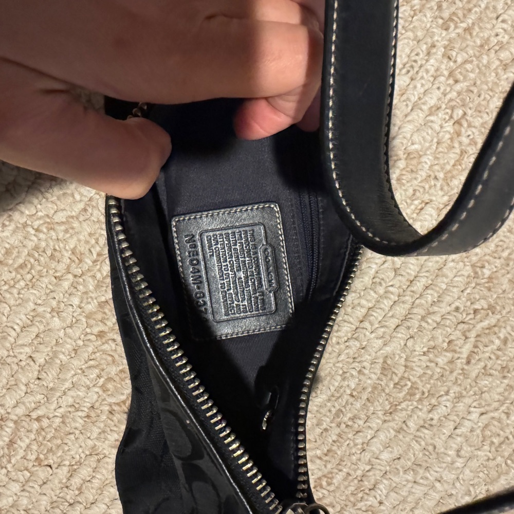 Black Y2K Coach Shoulder Bag - Picture 2 of 4